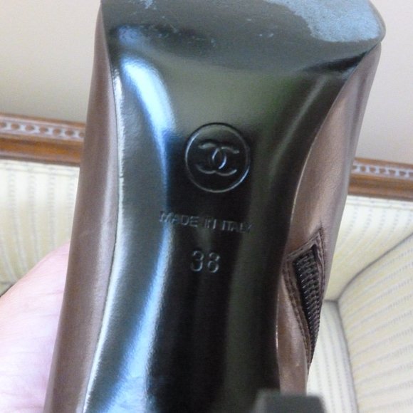 Chanel CC Logo Leather Boots - Picture 8 of 11